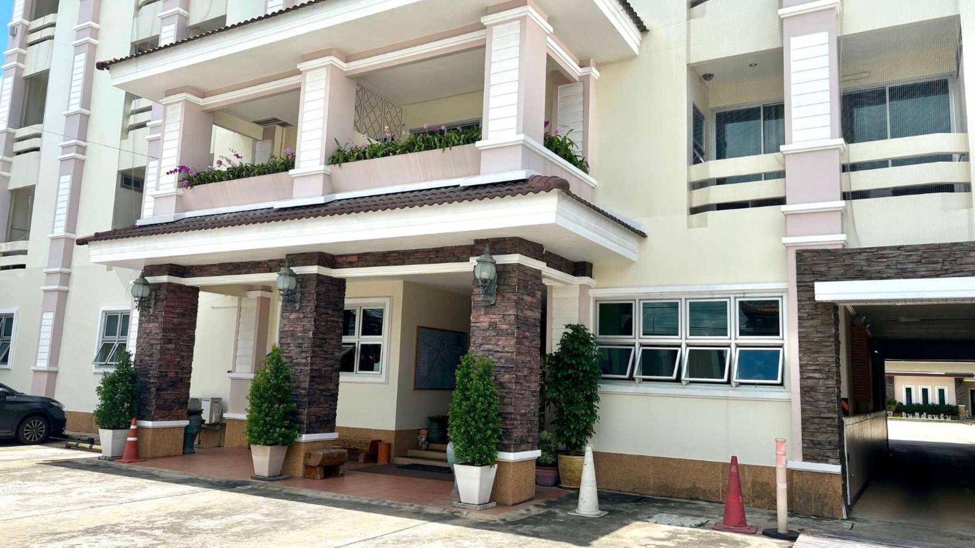 Fortune Surin Hotel Exterior photo