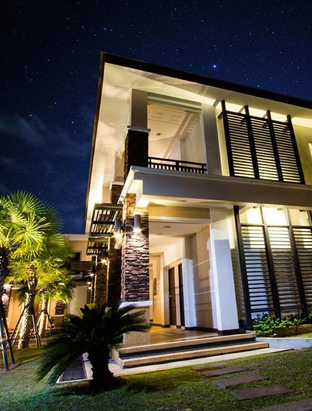 Fortune Surin Hotel Exterior photo