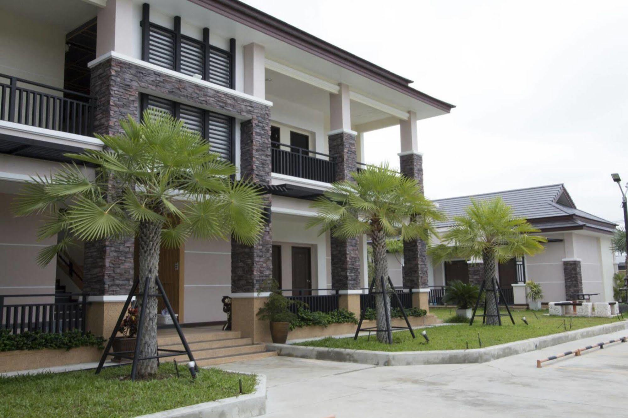Fortune Surin Hotel Exterior photo