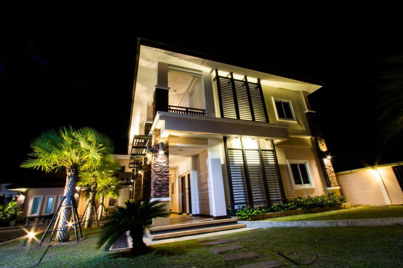 Fortune Surin Hotel Exterior photo