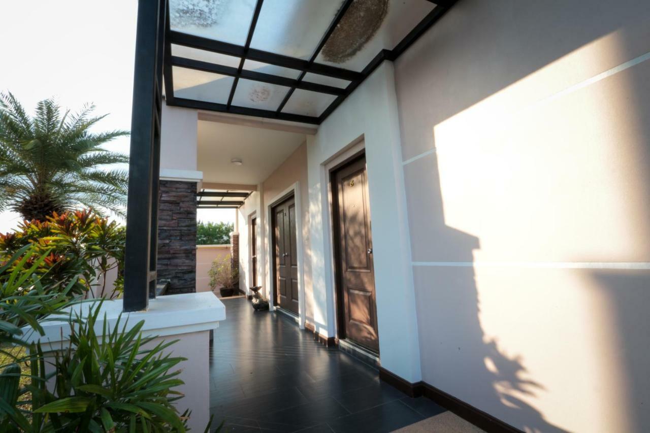 Fortune Surin Hotel Exterior photo
